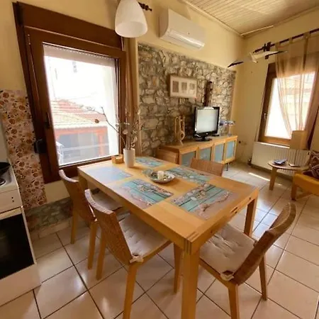 Sofia'S Apartment Skiathos Town Exterior photo